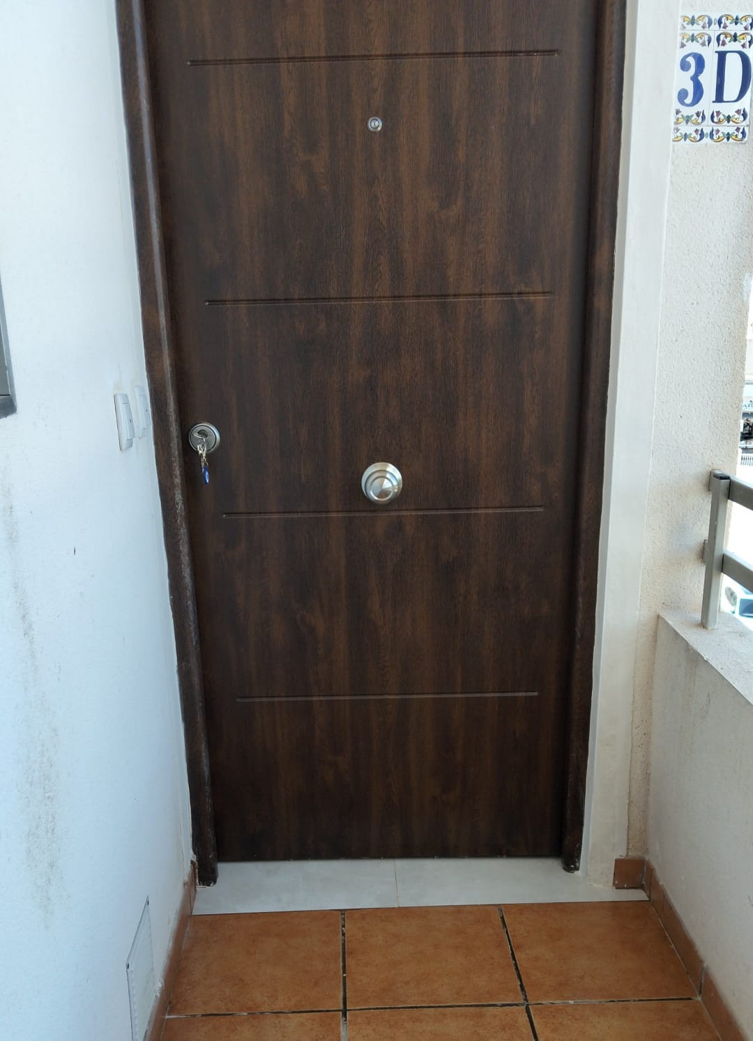 Finally a new door in Santa Pola